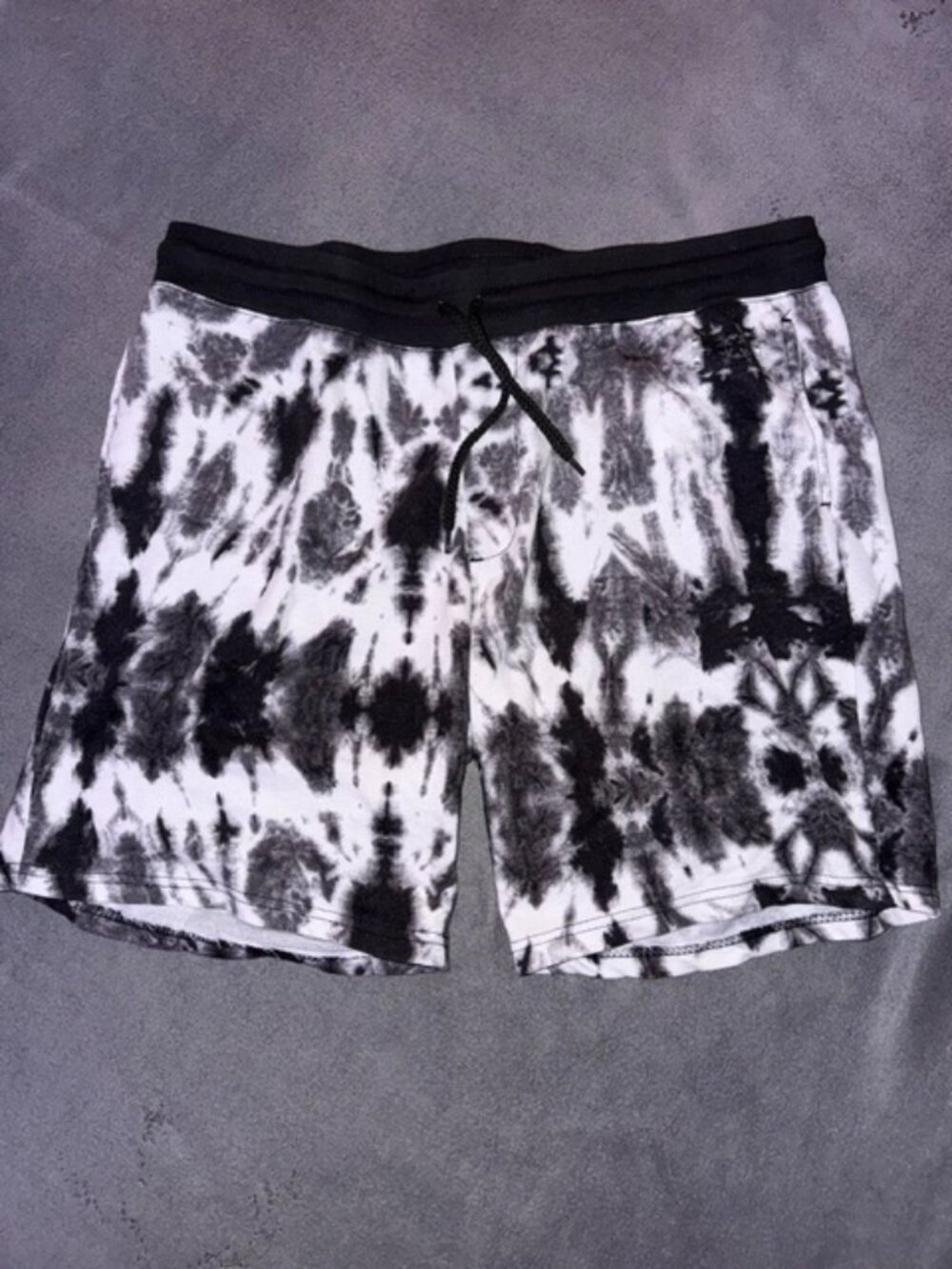 No Boundaries Shorts Men’s Large 36‑38 Black White Tie Dye Drawstring Casual